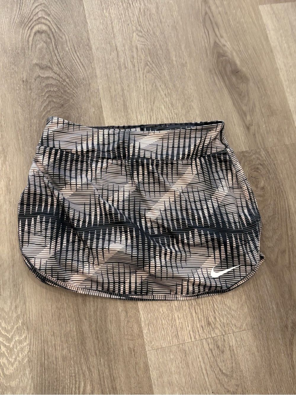 Nike Women’s Athletic Skort - Black & Beige Geometric Print